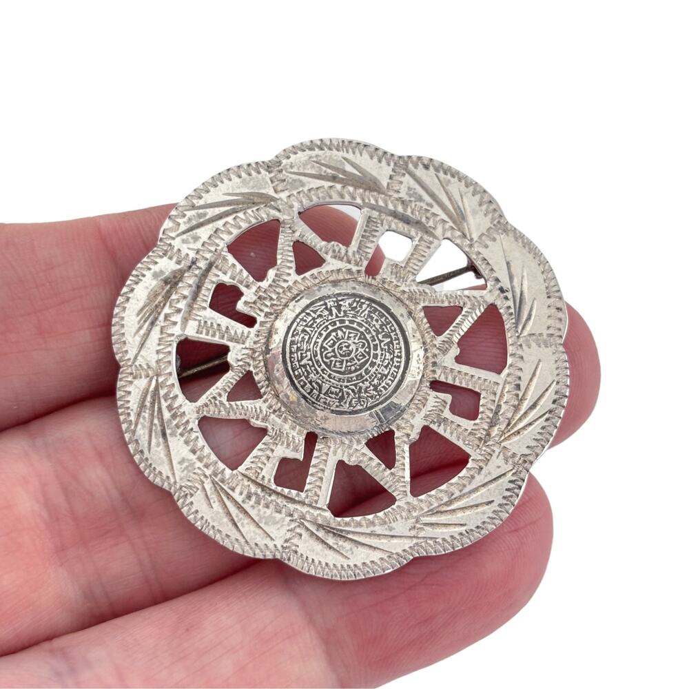 Vintage Mexico Taxco Sterling Silver 925 Aztec Calendar Pendant Brooch